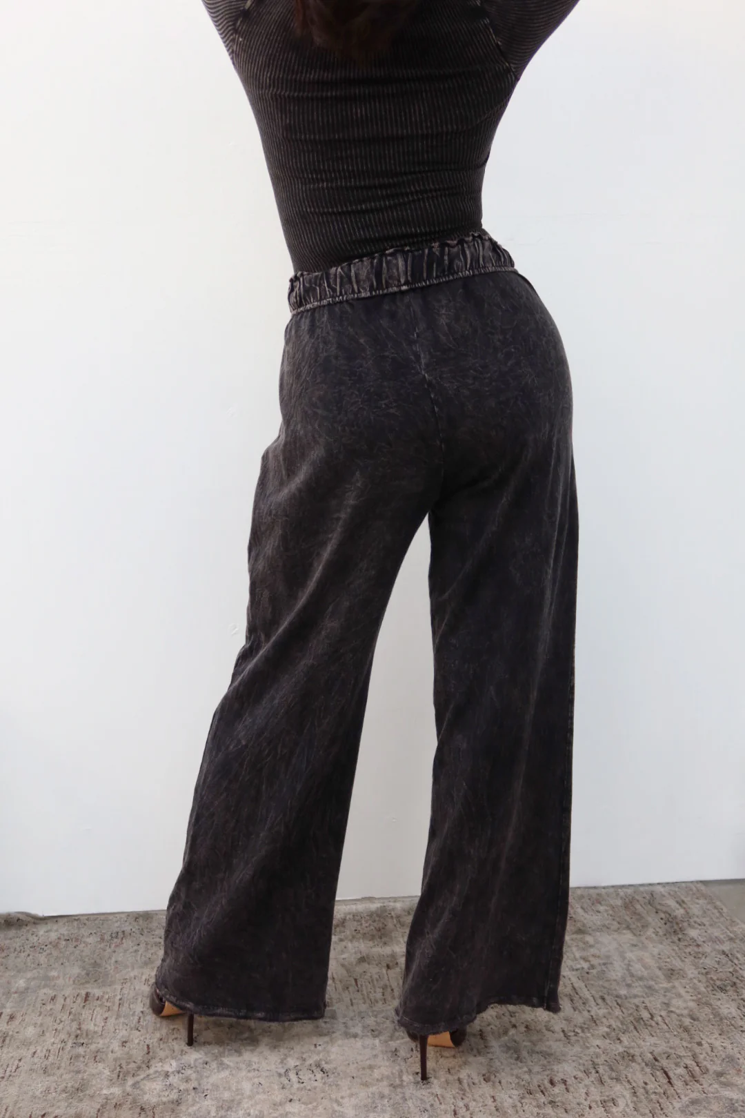 Levie Long Sleeve Bodysuit - Black - Image 6