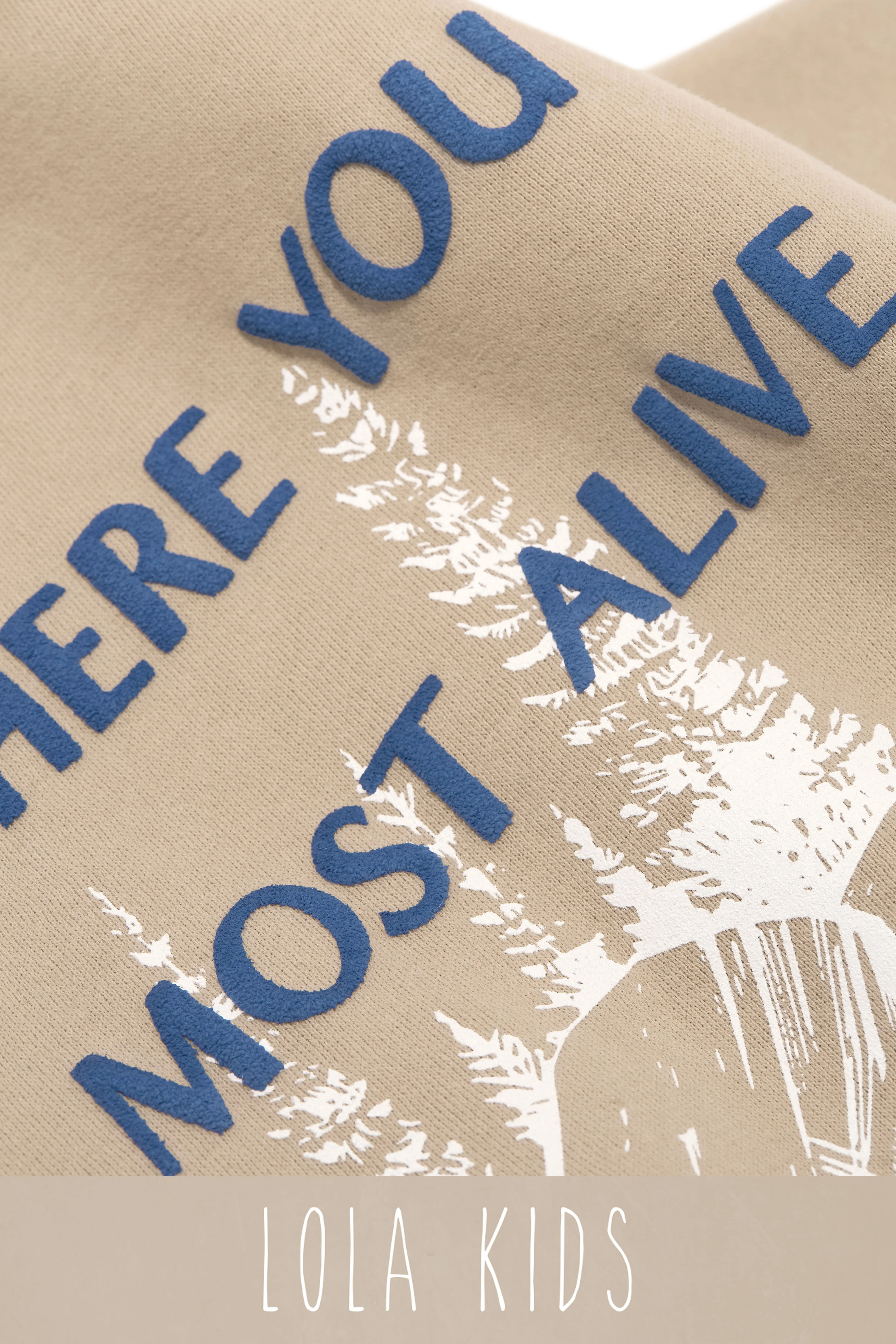 Little Lola Grateful Crewneck Exclusive Kids Unisex Crewneck - Nude - Image 3