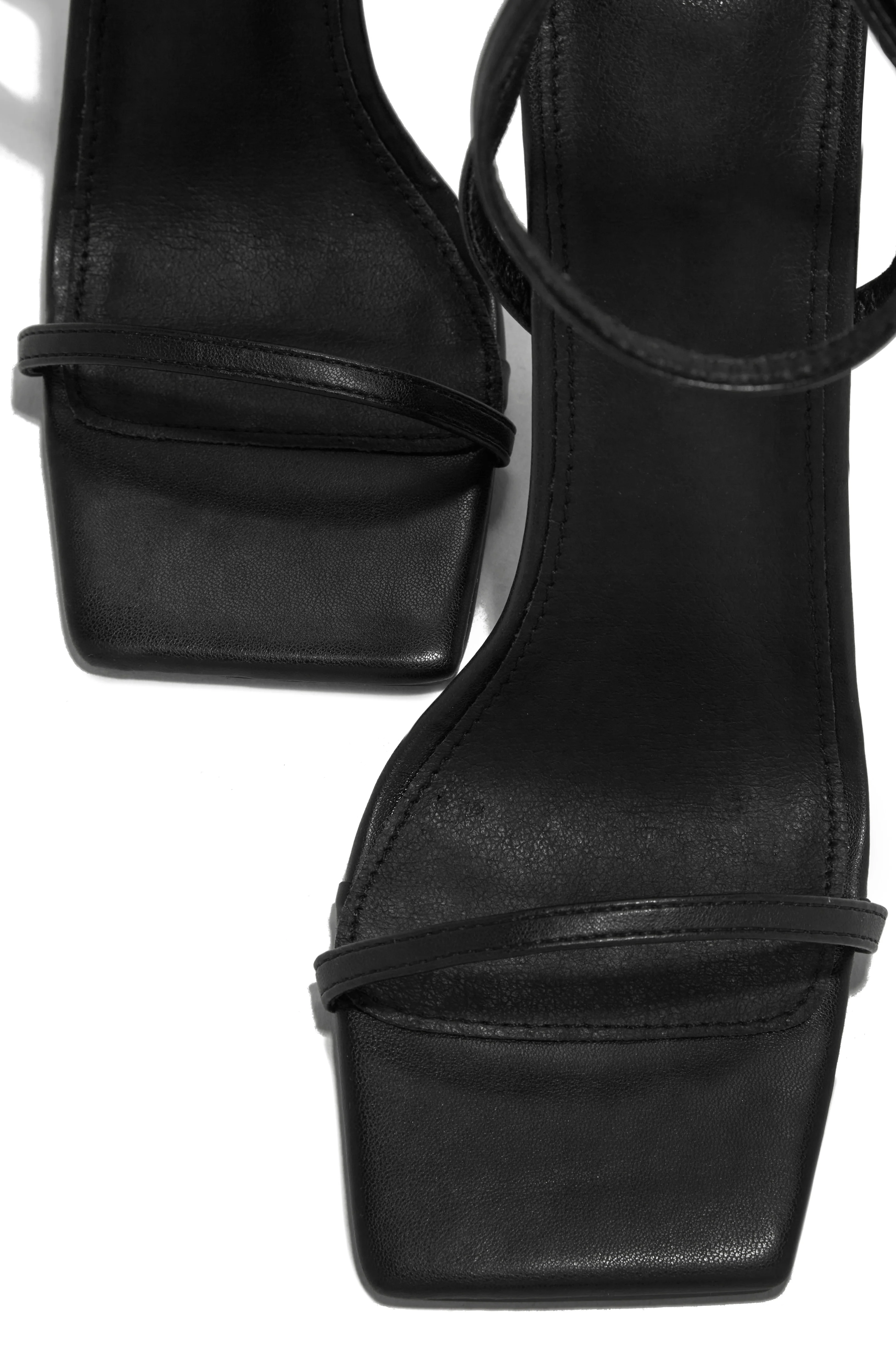 Palm Springs Palm Tree High Heels - Black - Image 4